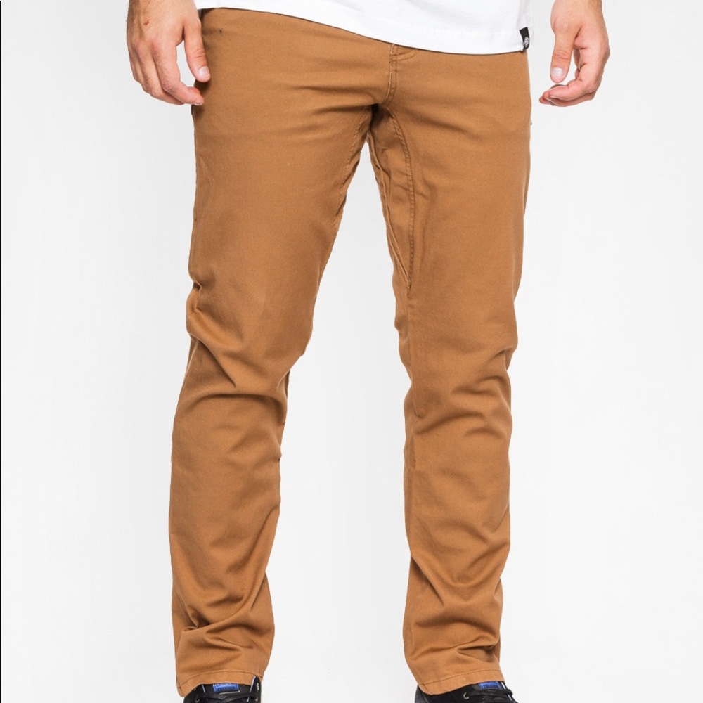 LIKE NEW Nike SB FTM 5-Pocket Pants (Light Brown)